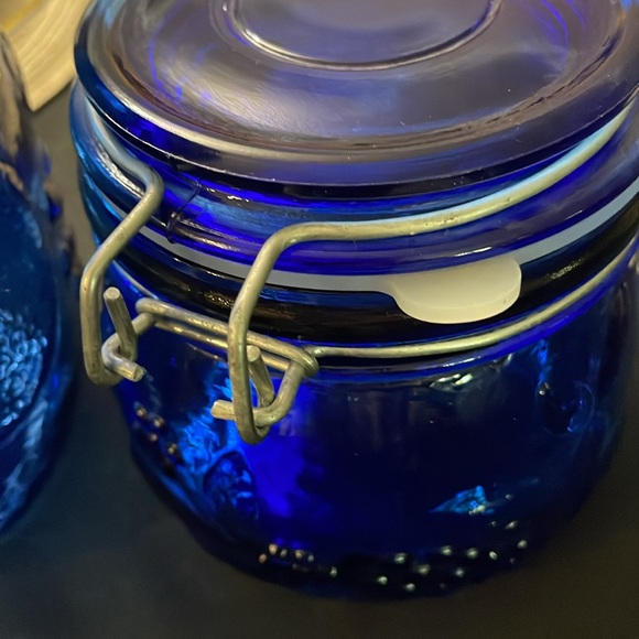 2 Cobalt Blue Fruit Embossed Hinged Canisters - Picture 8 of 12